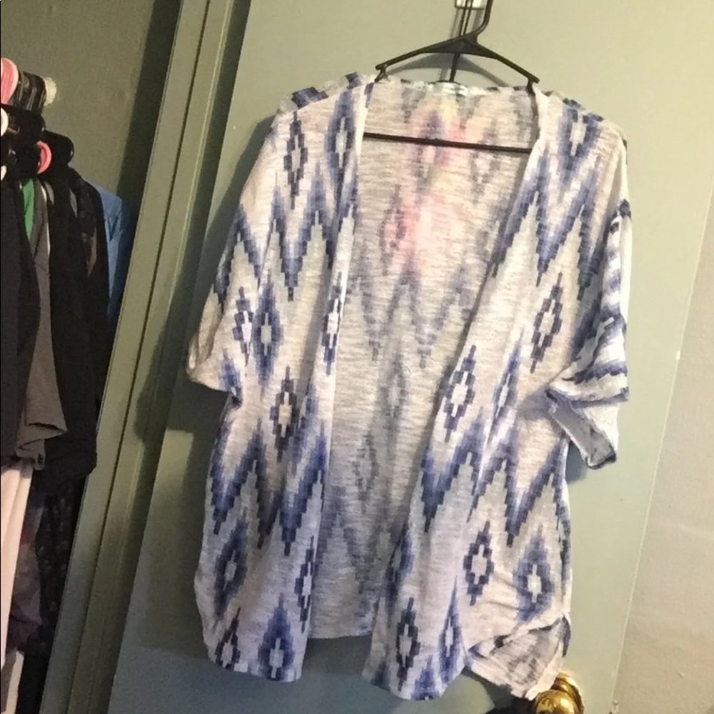 Large Maurice’s cardigan